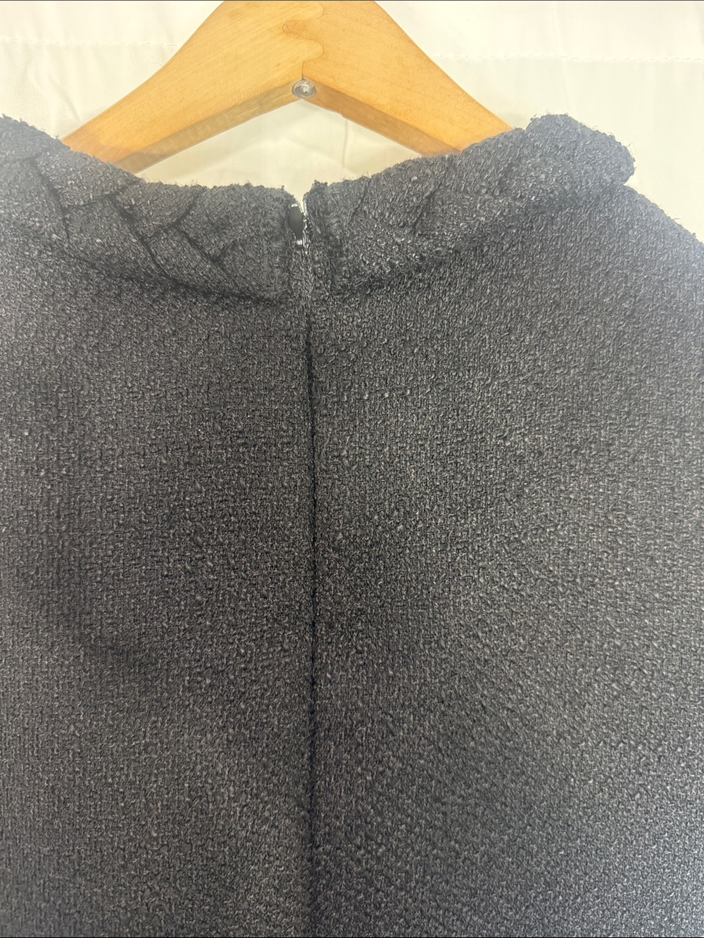 TUCKERNUCK BLACK TWEED JACKIE DRESS SIZE L WITH GOLD BUTTON DETAIL SIZE L - Picture 9 of 9